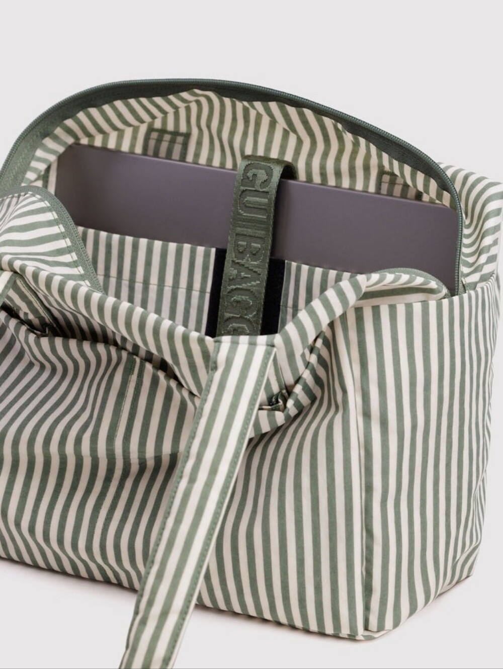 NWT BAGGU Everyday Cloud Bag Sage Stripe - Picture 2 of 5